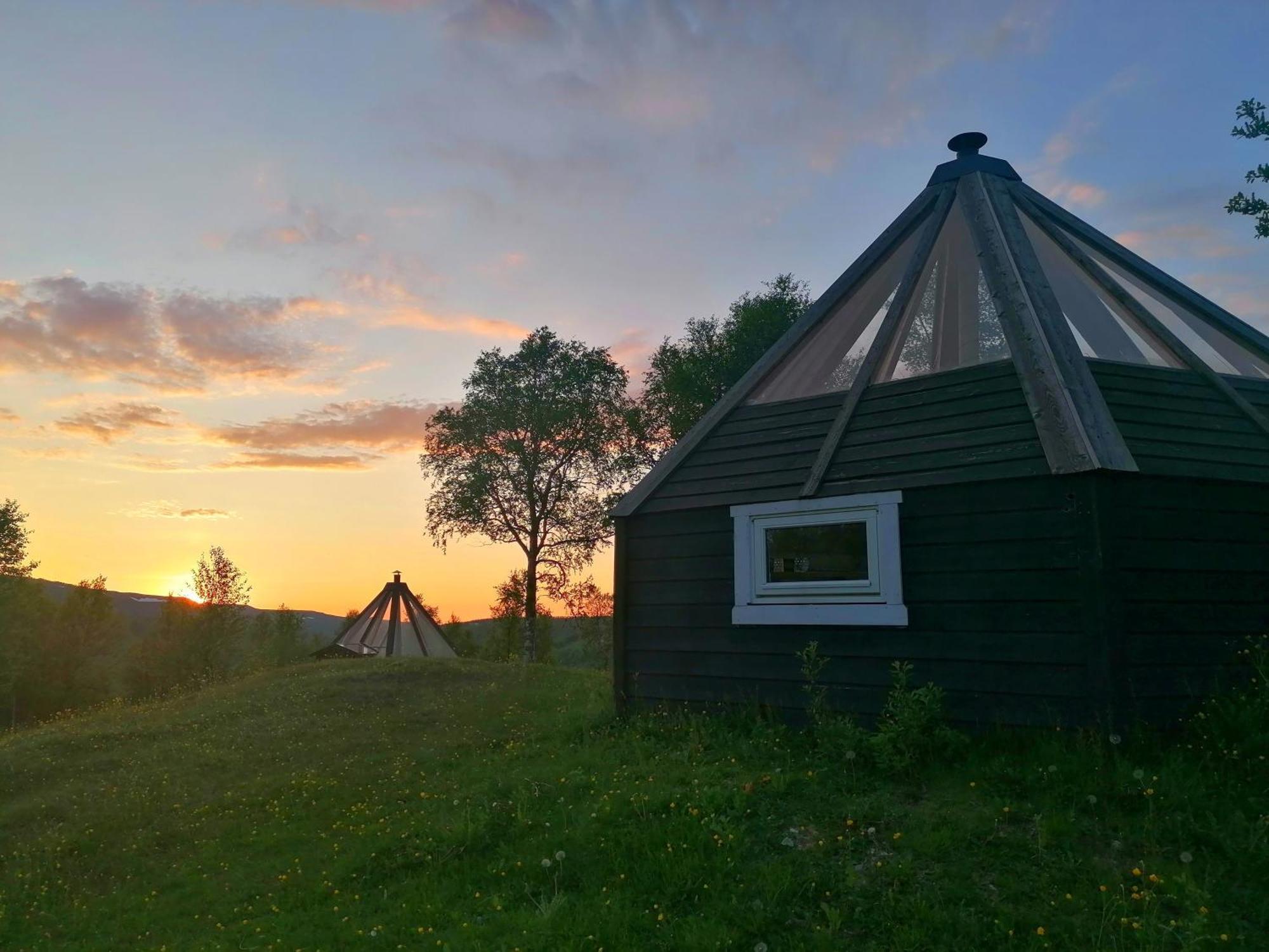 Ufocamp Vårhus Exterior foto