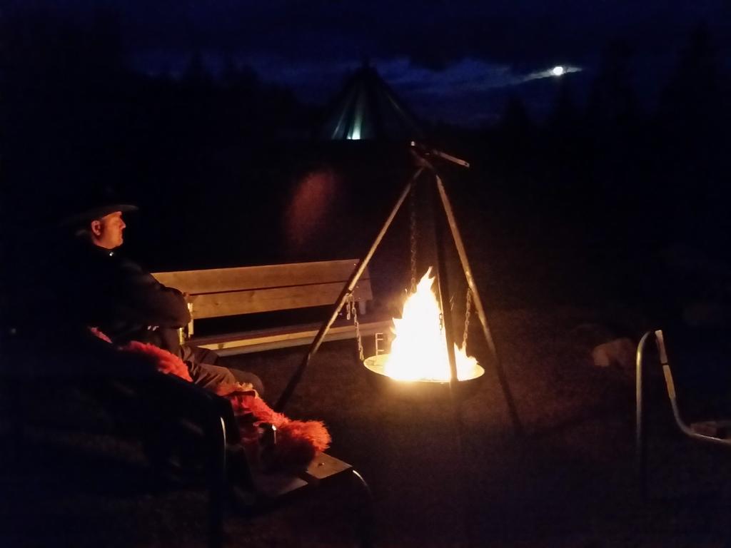 Ufocamp Vårhus Exterior foto